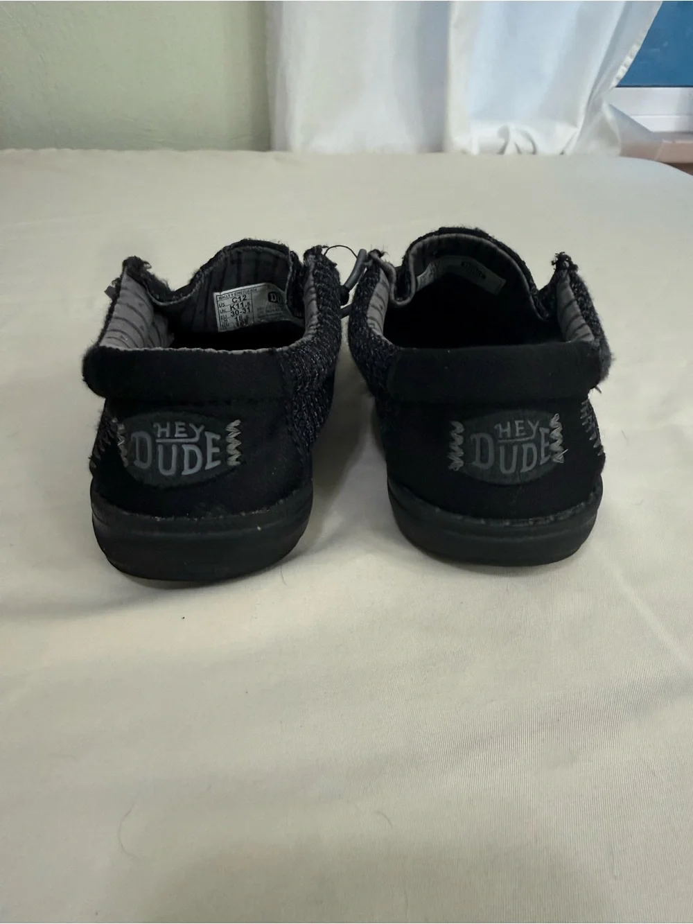 Hey Dude Kids Black Knit Slip-On Shoes Children’s Size 12